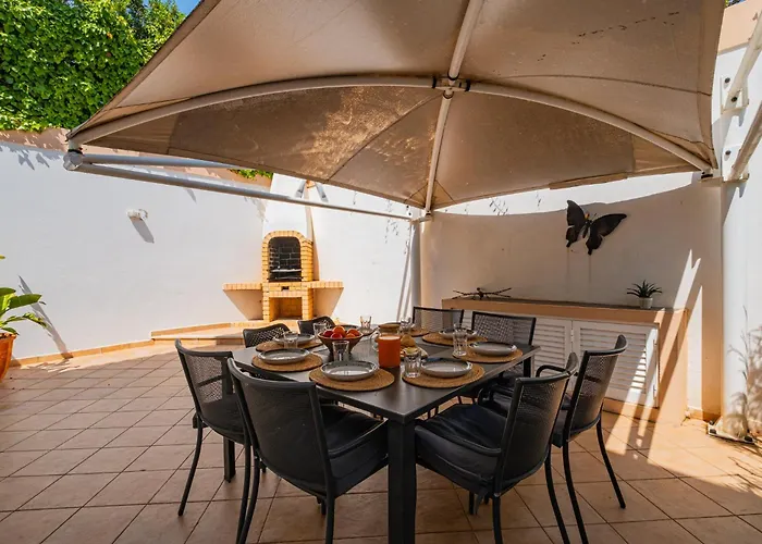 ヴィラ Okapi By Atlantic Places