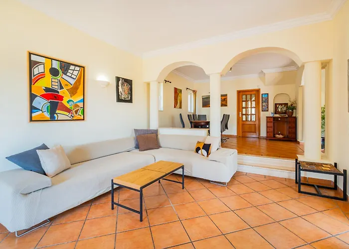 Vila Okapi By Atlantic Places *